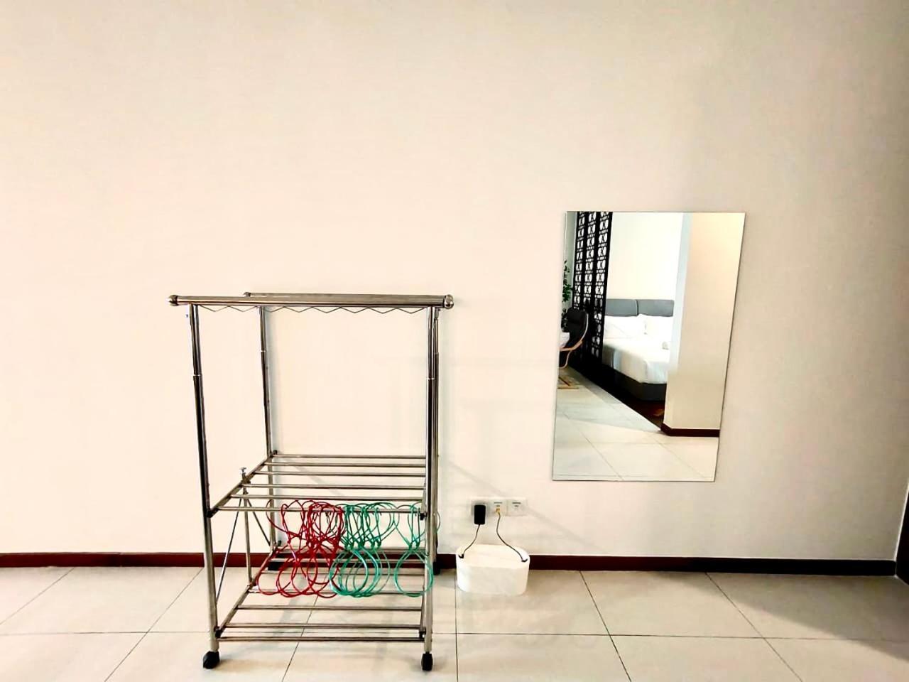 Seaview Water Purify Cozy Comfortable For Short & Long Stay In The Landmark By Katana George Town Exterior photo