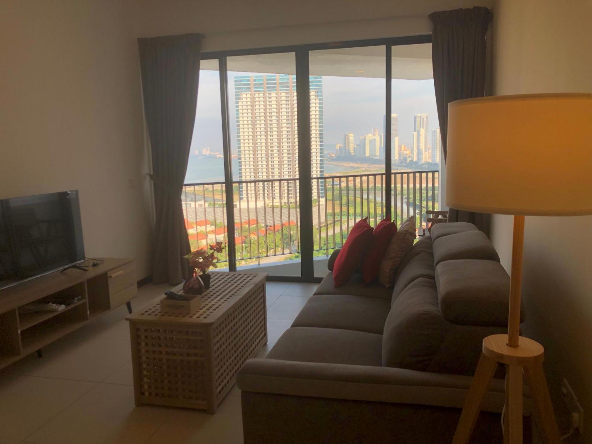 Seaview Water Purify Cozy Comfortable For Short & Long Stay In The Landmark By Katana George Town Exterior photo