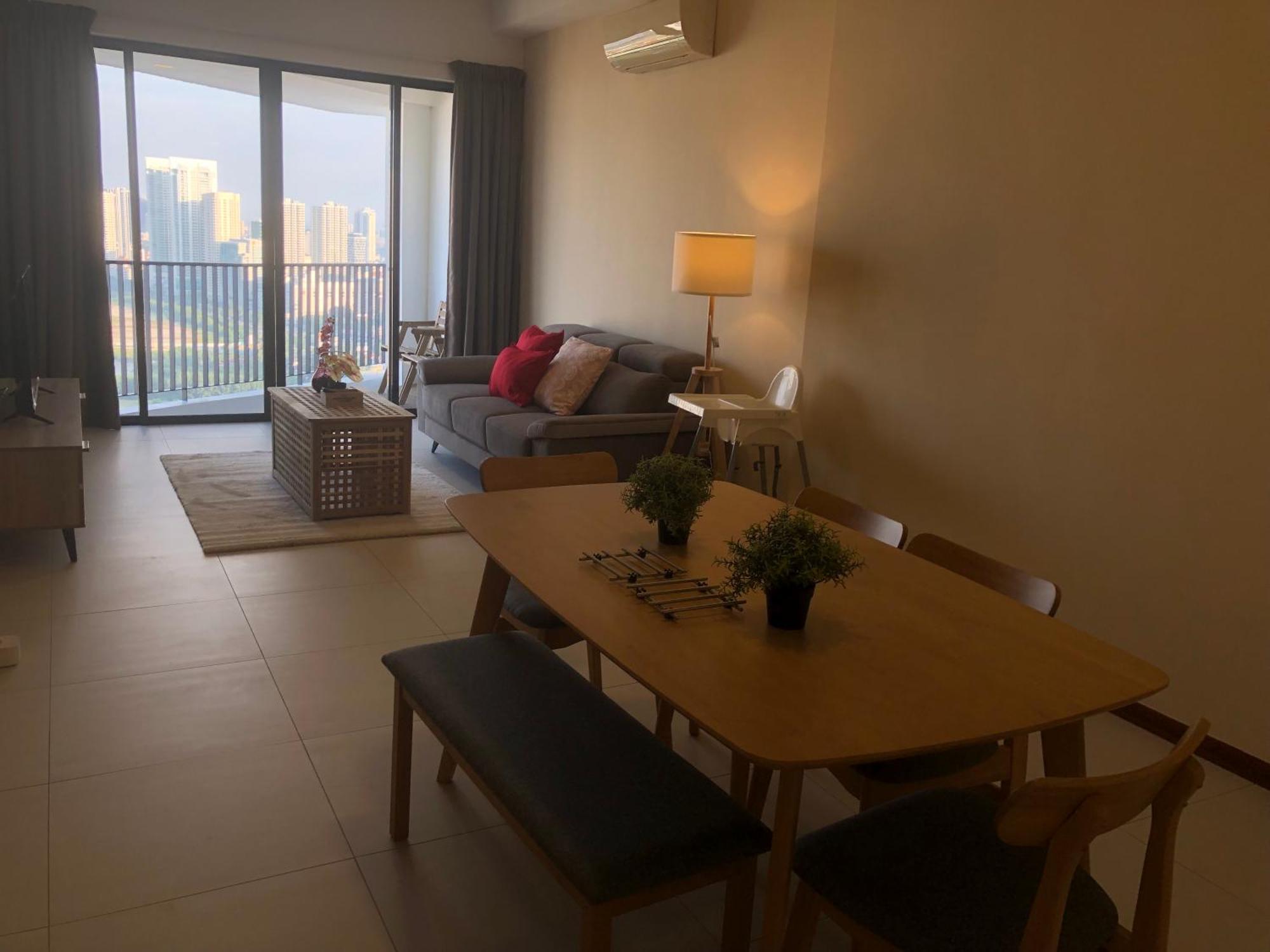 Seaview Water Purify Cozy Comfortable For Short & Long Stay In The Landmark By Katana George Town Exterior photo