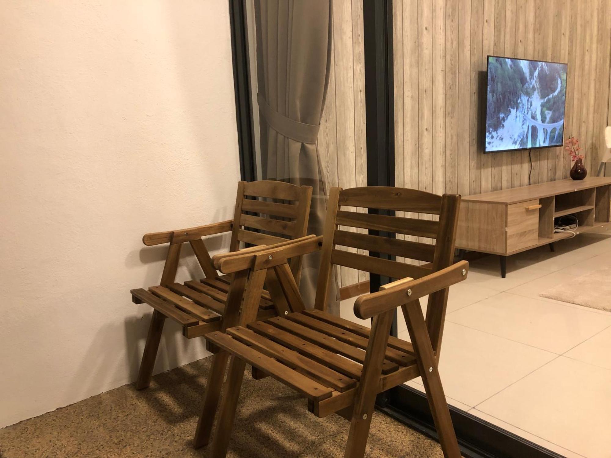 Seaview Water Purify Cozy Comfortable For Short & Long Stay In The Landmark By Katana George Town Exterior photo
