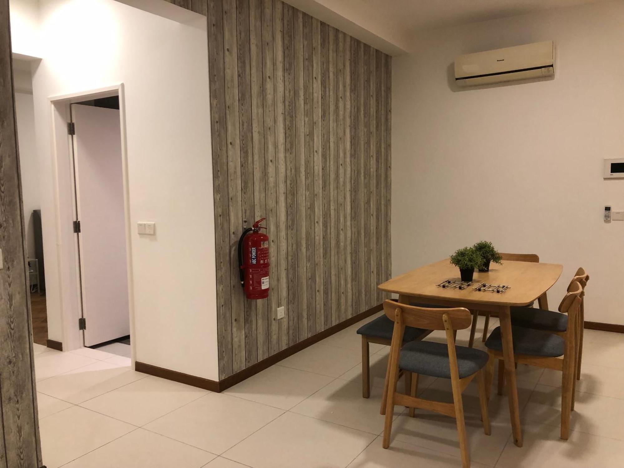 Seaview Water Purify Cozy Comfortable For Short & Long Stay In The Landmark By Katana George Town Exterior photo